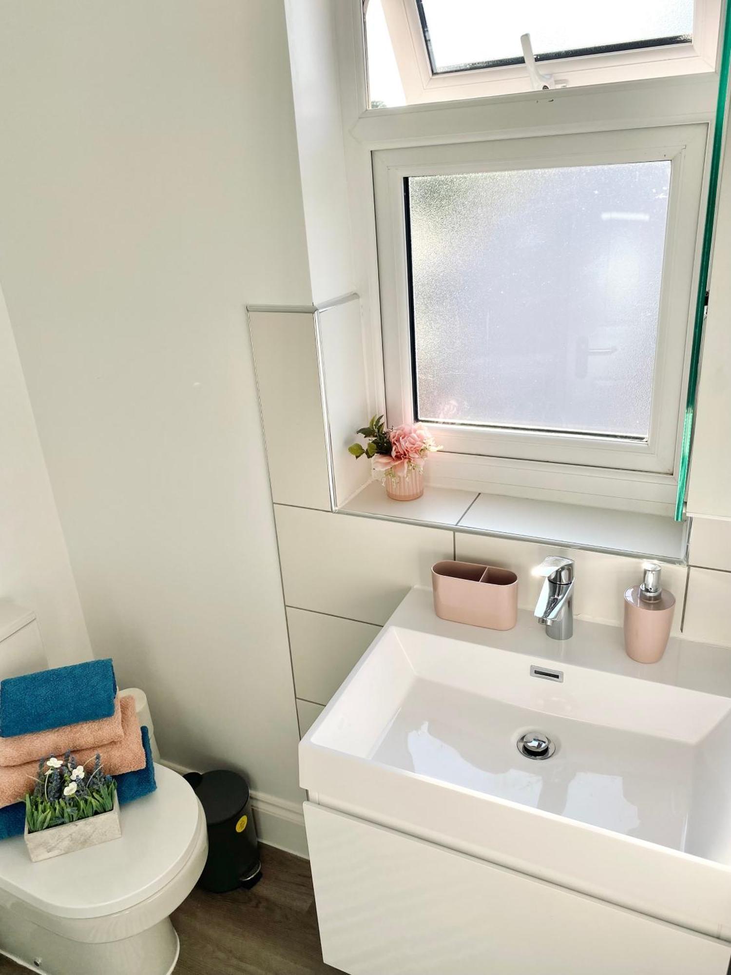 Bright Studio Loft 30Min To Central Londres Exterior foto
